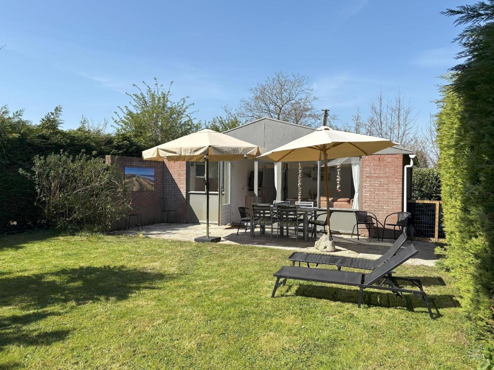 Gemuetliches, Helles Ferienhaus Mit Privatem Garten In Gepflegtem Ferienpark 와멘후젠 외부 사진